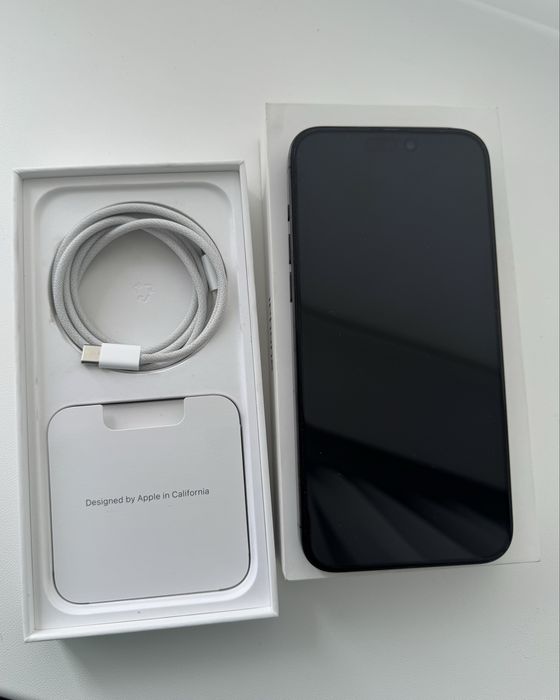 Продам iPhone 15 Pro Max 256GB Black Titanium