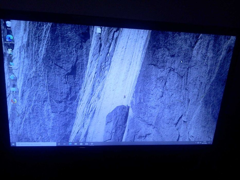 Monitor LCD 22" panoramiczny
