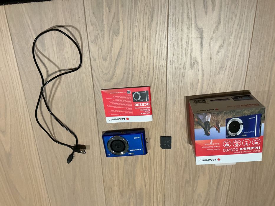 Цифрова камера AgfaPhoto Realishot DC5200 з картою памяті 32 гб