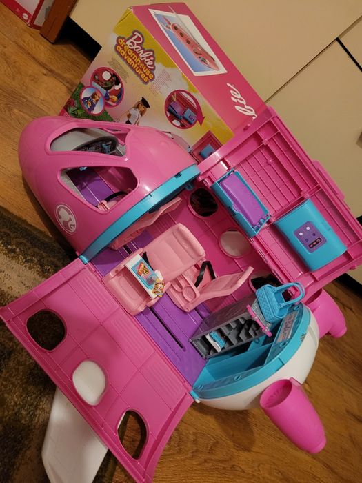 Samolot Barbi.       .