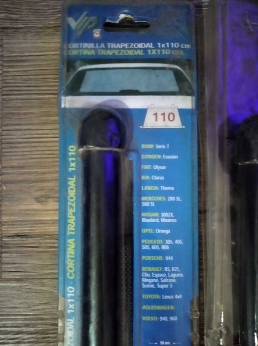 Par de cortinas para carro