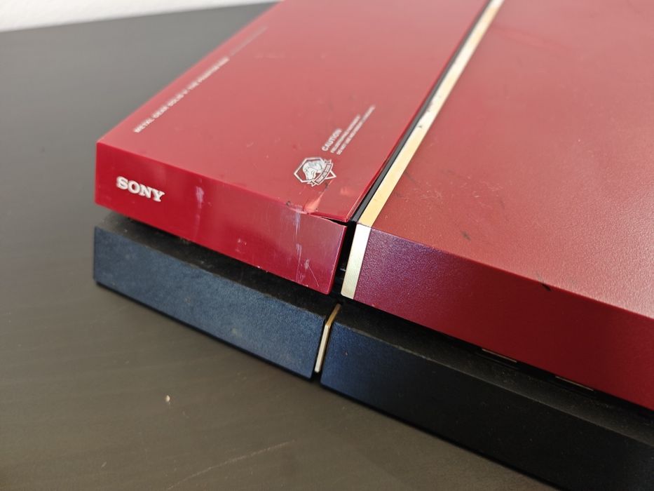 Playstation 4 Slim MGSV - Phantom Pain (Para Peças)