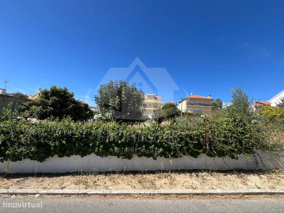 Terreno em fase de legalização com 320 m² na Portela da Azóia, Sant... — Santa Iria De Azoia, São João Da Talha E Bobadela, Lisboa