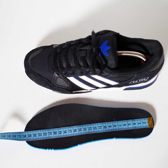 Кросівки Adidas ZX750 IF8408 оригінал 40,5 розмір шкіра ідеальний стан