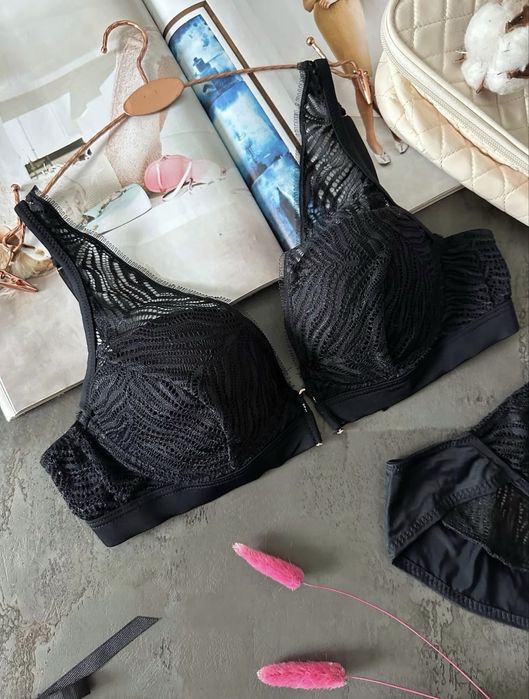 Красивий бюстгальтер Intimissimi, різні моделі