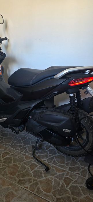 Scooter Aprilia  sr gt 125cc