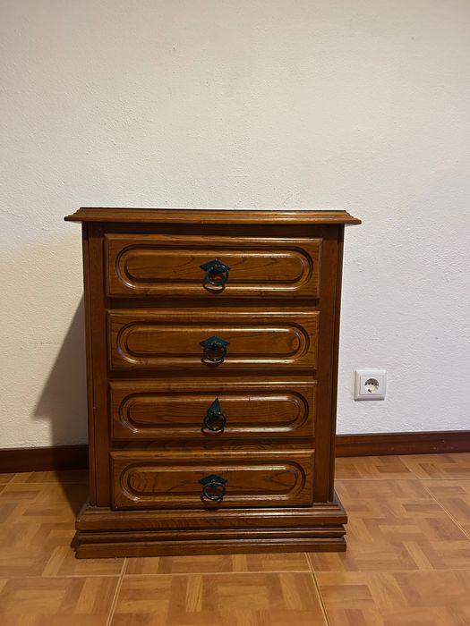 Secretaria vintage em pinho de ótima qualidade