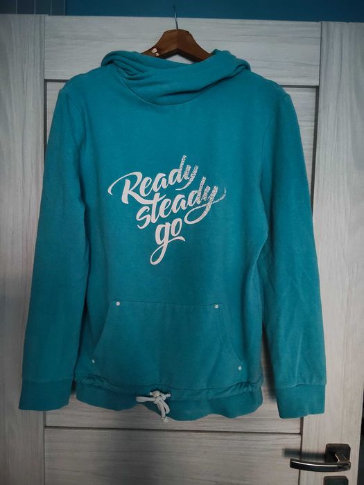 bluza wciągana, z kapturem rozm. 38