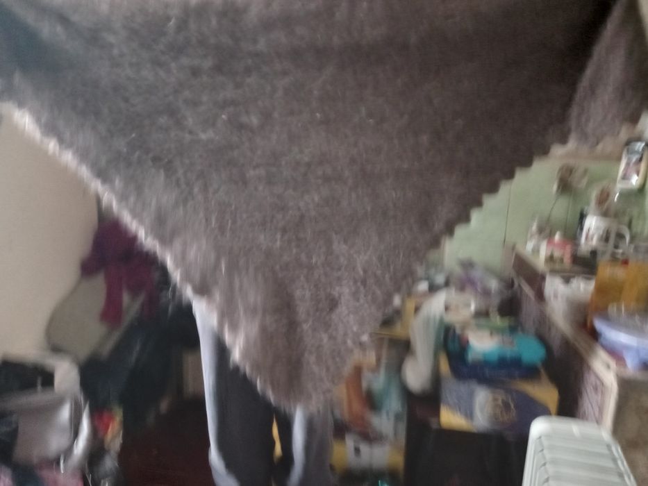 Продам пуховую большую косинку  1м80×1м