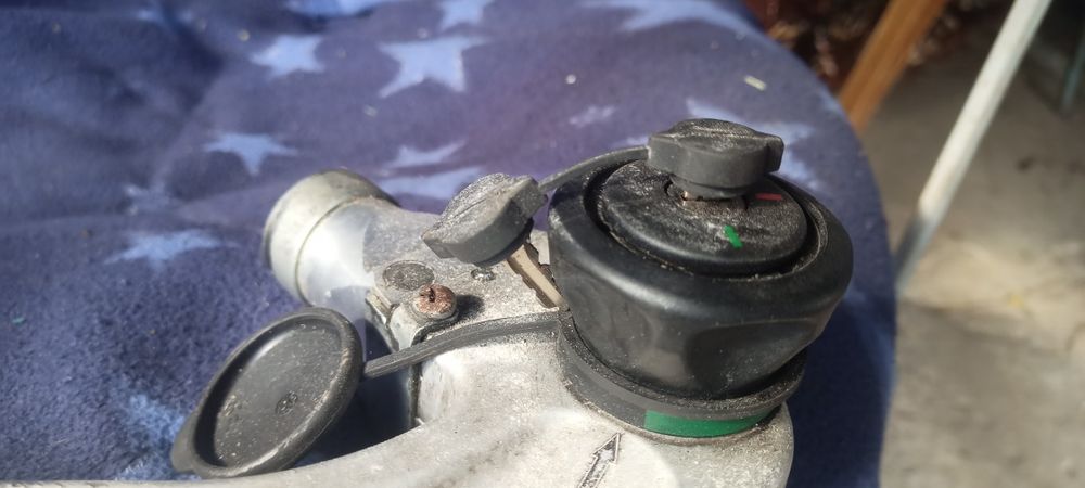 Крюк фаркопа Audi A4 B6. Ауди А4 Б6. 8E0800495A