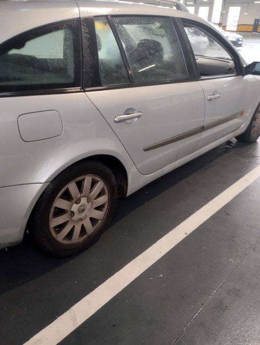 Renault laguna 2  1.9dci para troca