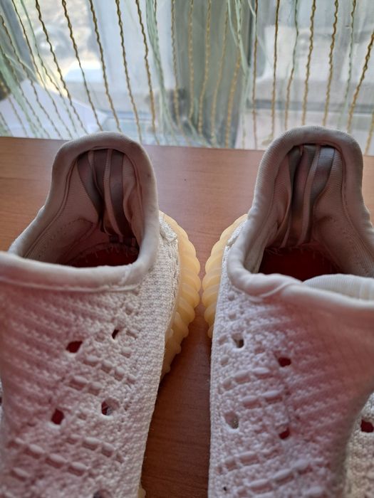 Кросівки Adidas Yeezy Boost 350