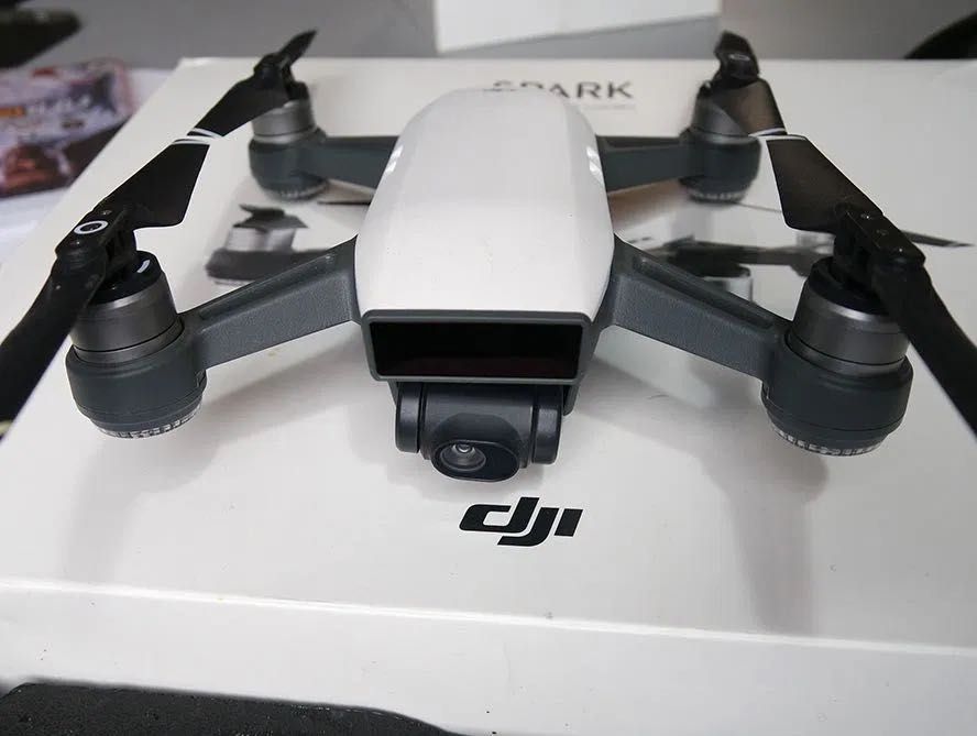 DJI Spark - Kolor Biały
