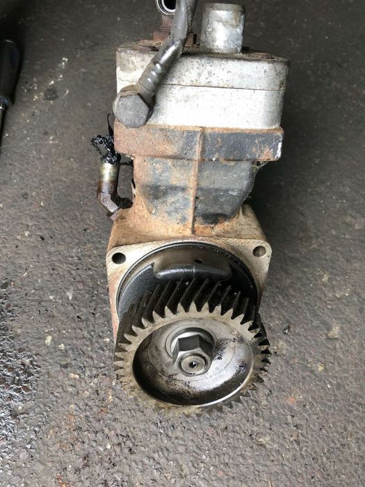 Компрессор Mercedes Atego 815, 817, 915, 917 OM904la