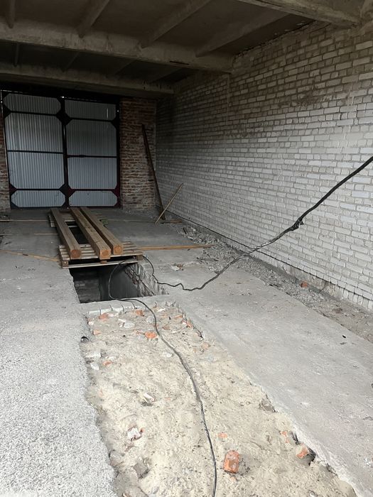 Продається складське приміщення