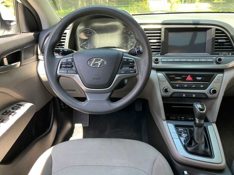 2017 Hyundai Elantra
