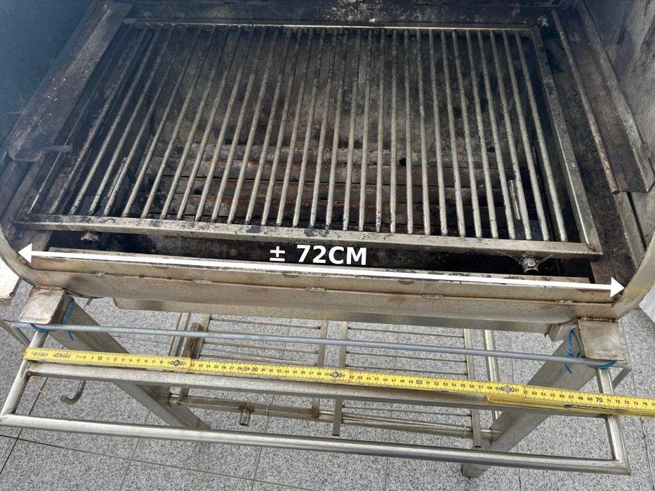 Churrasqueira INOX com mesa lateral