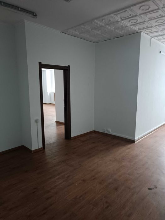 Здається офісне приміщення С.Скляренко, 9 від 35 до 103 кв.м.
