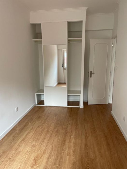 Arrenda-se 1 Quarto em apartamento partilhado