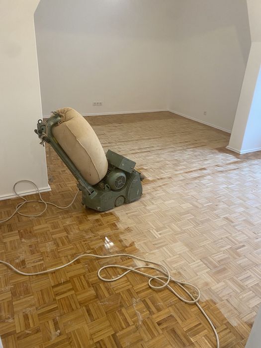 Pinturas e afagamentos