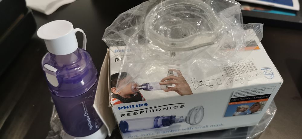 Aerosol - Câmara respiratória com máscara pediatrica