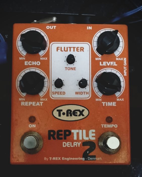 Varios pedais de guitarra elétrica