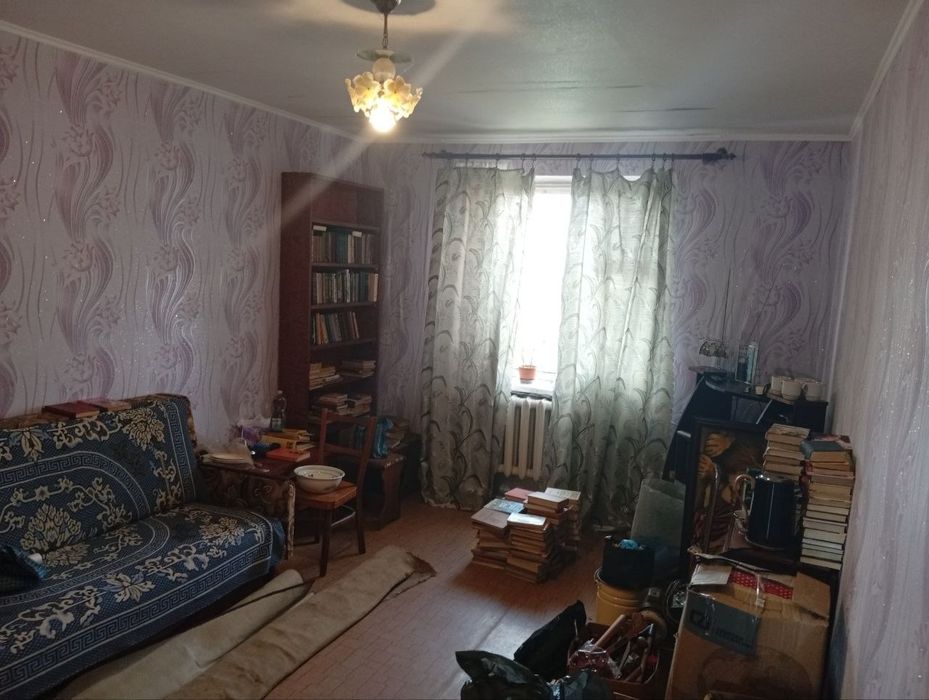 Терміново продам затишну 2-кімнатну квартиру
