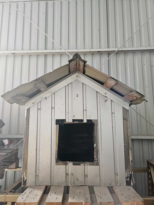 Buda dla psa używana