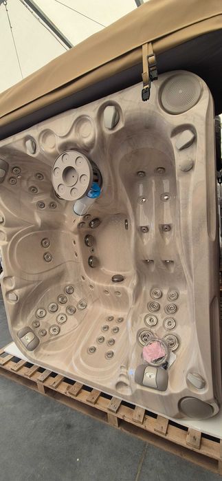 Jacuzzi Passion Spas Pleasure Nowy model Wanna spa