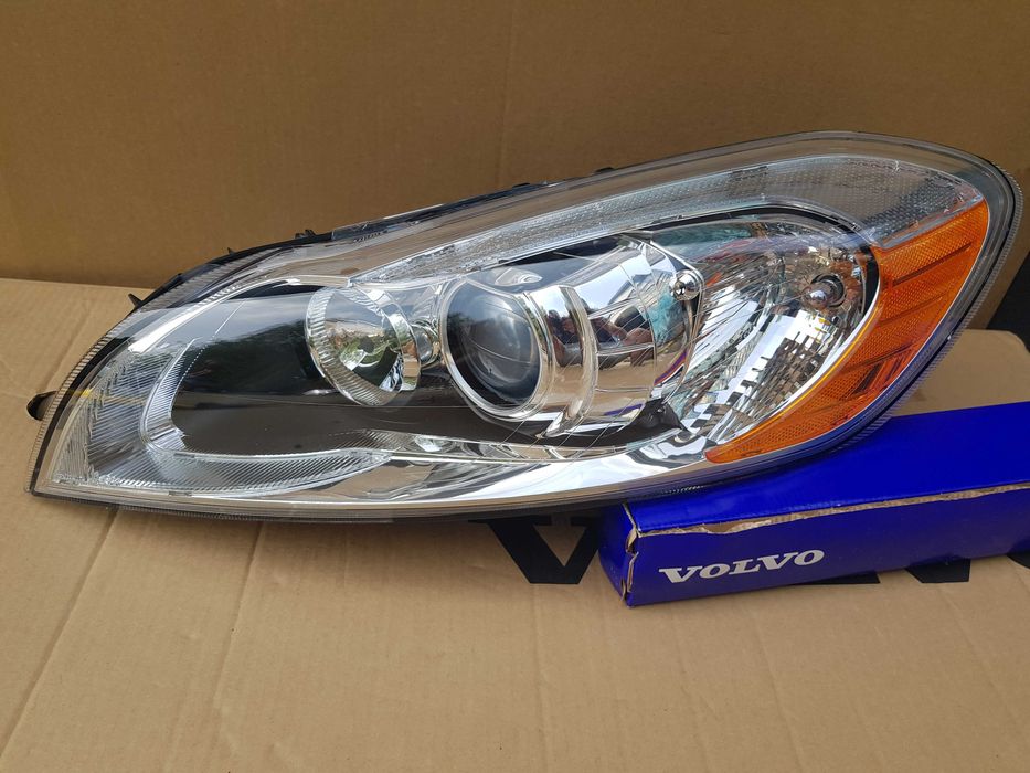VOLVO C70 Lampa Lewa Przód Xenon Reflektor Usa Lift RADOM
