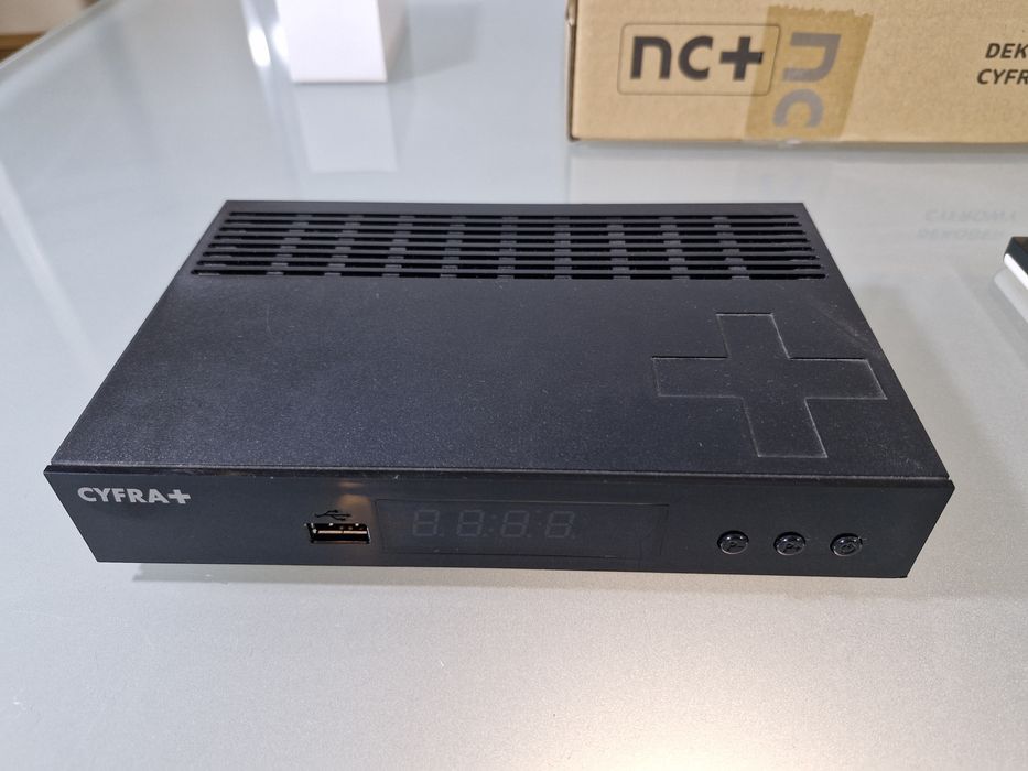 Canal + Cyfrowy odbiornik satelitarny HDTV Sagemcom DSI83