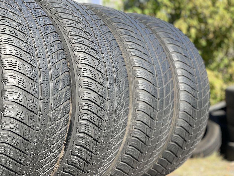 Шини Зимові 4шт 265/65 R17 Nokian Wr SUV 3