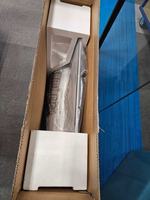 Fellowes Stanowisko do pracy Sit-Stand Lotus DX białe nowe nieużywane