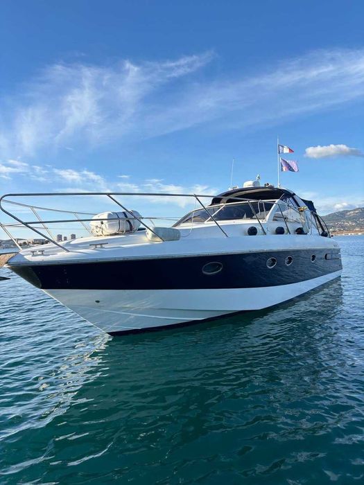 Jacht 2 silniki 12,5m