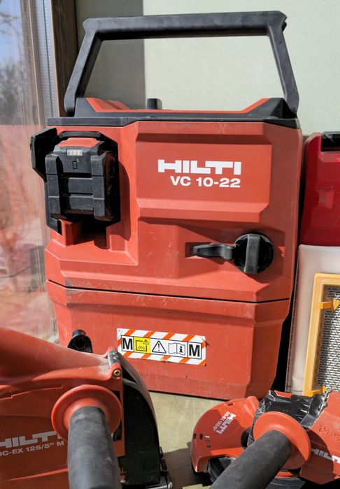 акумуляторний пилосос M класу Hilti VC 10M-22. 255 акум Nuron