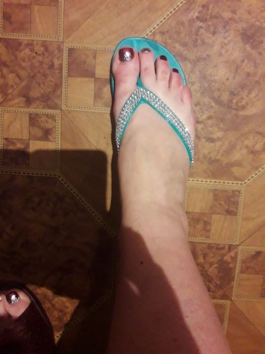 Шльопанці, шльопки, в'єтнамки, вьетнамки