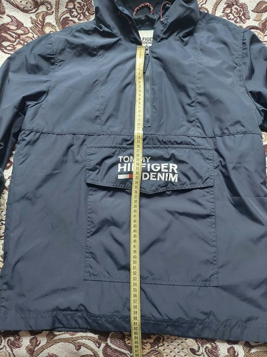 Анорак вітровка для бігу ультралегкий фірми Tommy hilfiger оригі