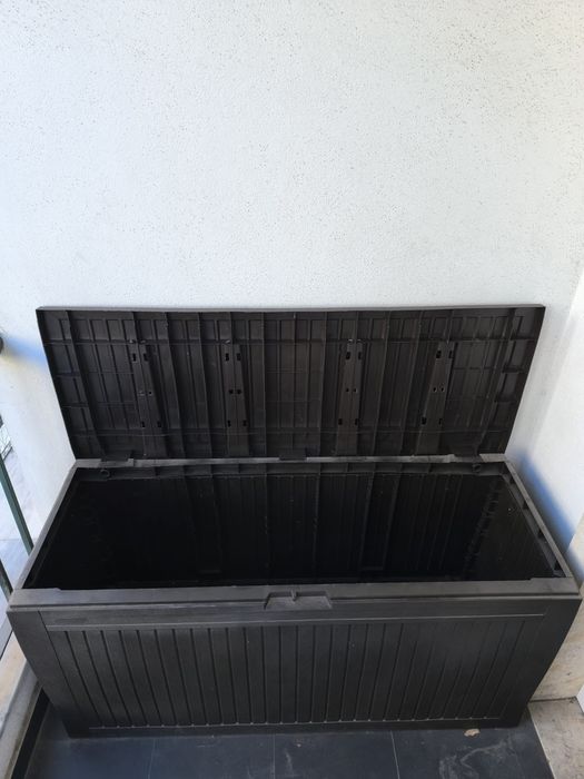 Arca de resina KETER COMFY 270L 57X117X45CM