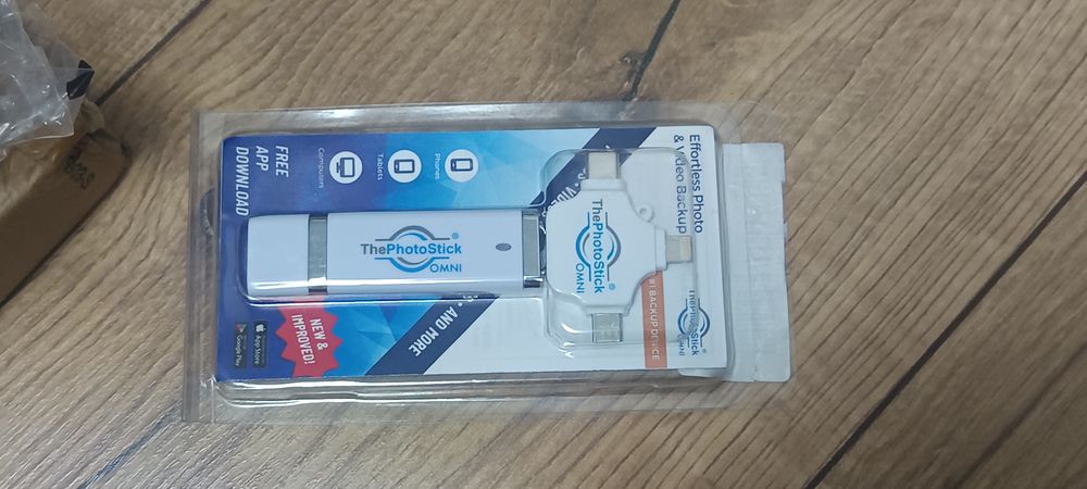 ThePhotoStick Omni 64GB pendrive do tworzenia kopii zapasowych 64Gb