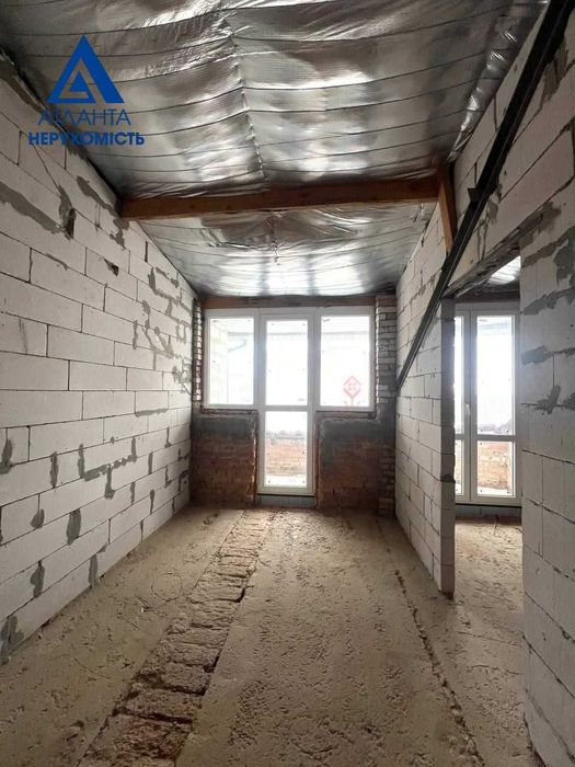 3-кімнатна квартира з автономним опаленням у Луцьку (по вул. Зацепи)!