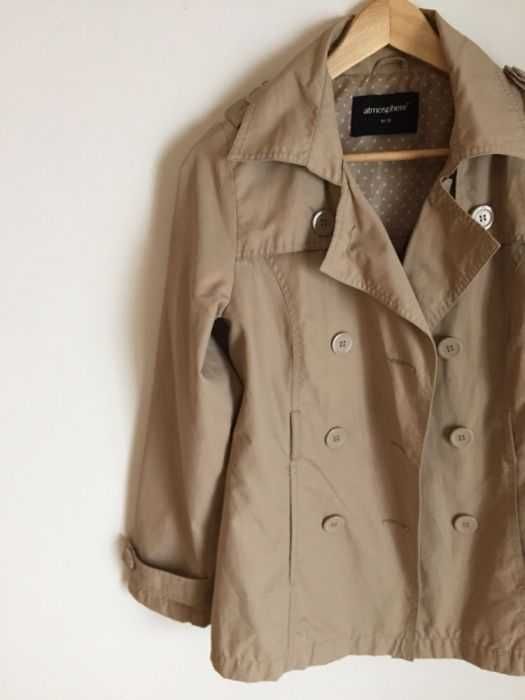 Casaco Estilo Trench Coat - Elegante e Ligeiro