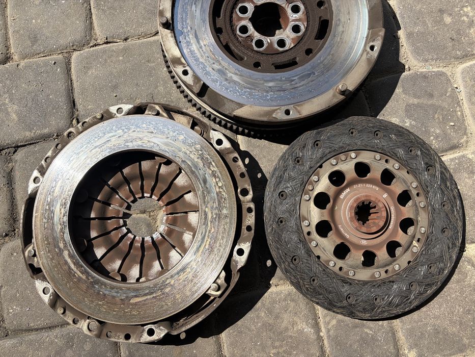 Sprzeglo dwumasa bmw e36 z3 e39 2.8i m52