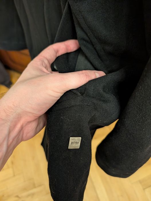 Продам кашемировое мужское пальто hugo boss L