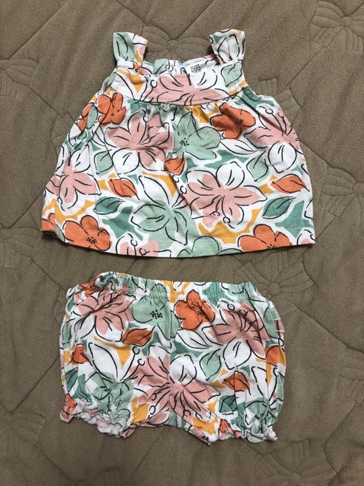Костюмчик Carter’s  3М