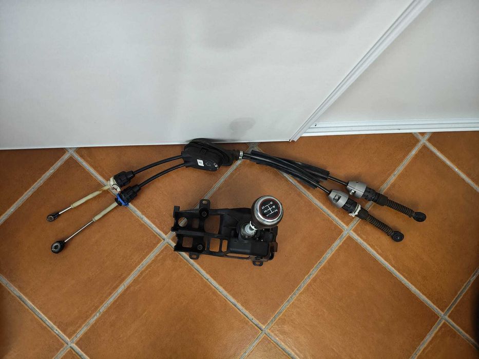 Seletor caixa velocidades (5)  Renault Clio V BF