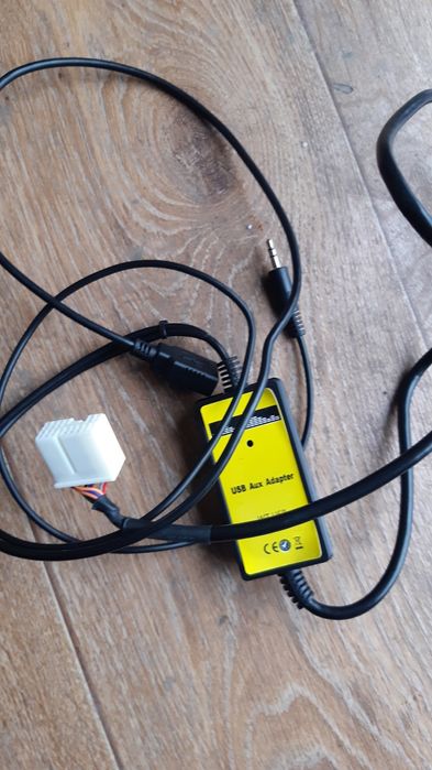 Адаптор USB AUX  до штатної магнітоли хонда CRV .