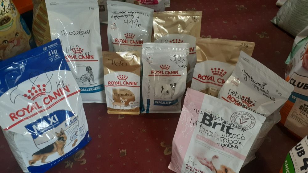 Продам корма роял канин