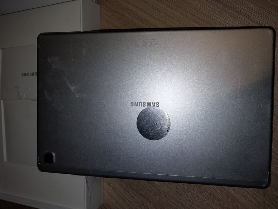 Планшет samsung tab А7 sm-t500