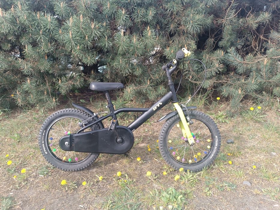 Rower dziecięcy 16” Btwin 500 Dark Hero, rowerk dziecięcy