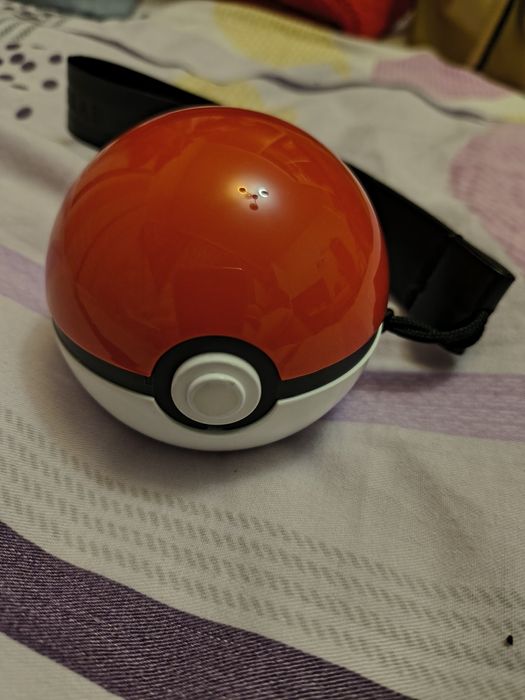 Etui na słuchawki Samsung Pokeball